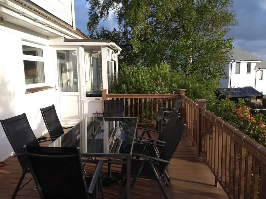 Dingley Dell - Superb Location For Truro In Private Accommodation Perranwell Exterior photo